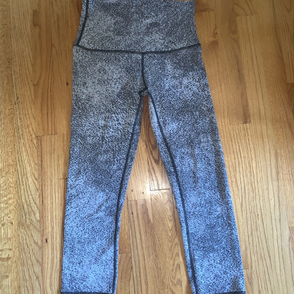 lululemon high-waisted cropped align leggings